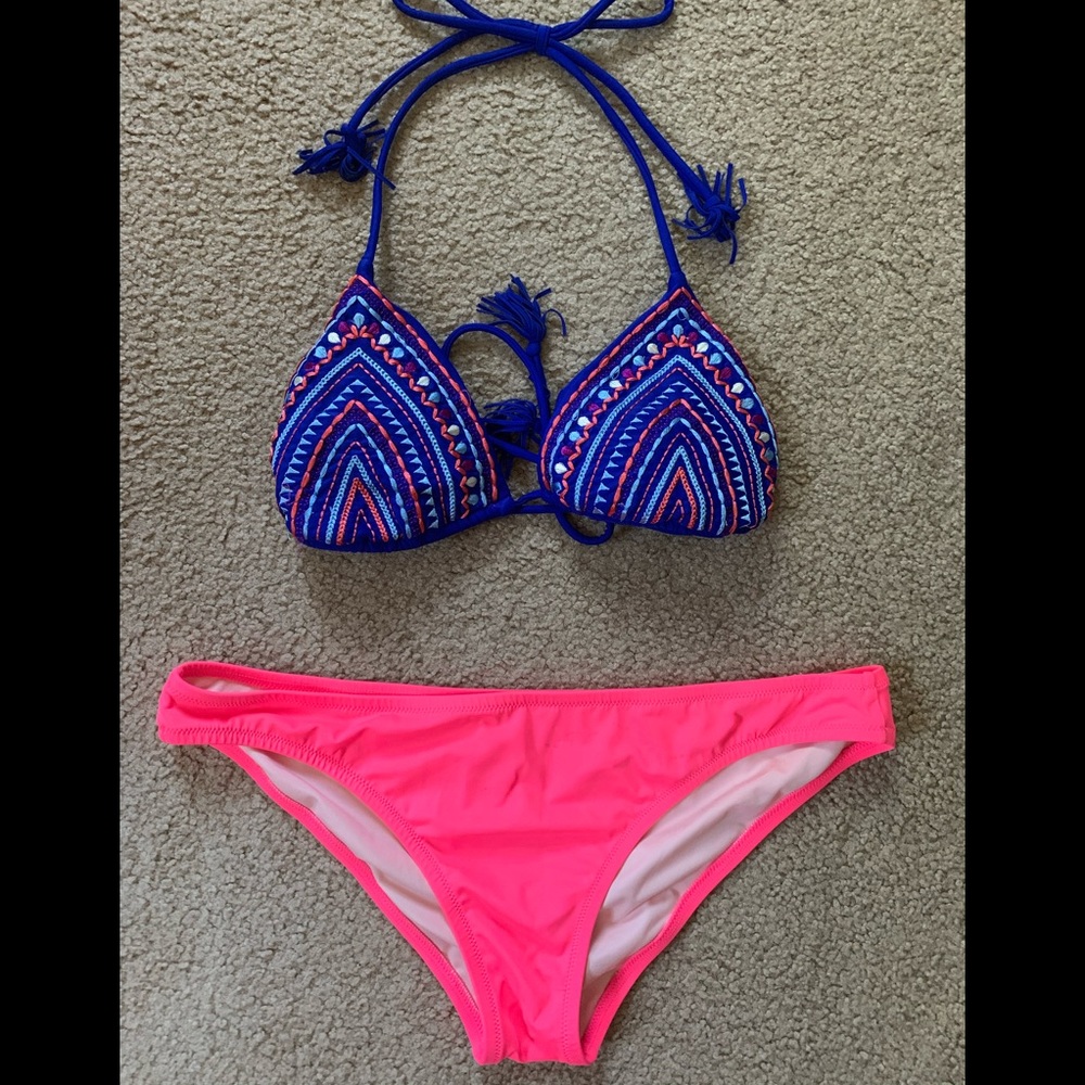 American Eagle top VS Bottoms Bikini💙💓